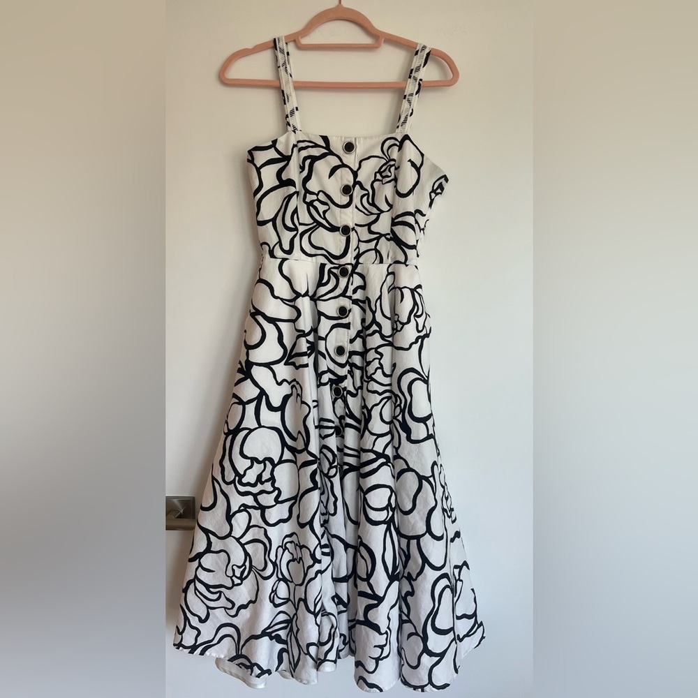 WHITE HOUSE BLACK MARKET DRESS